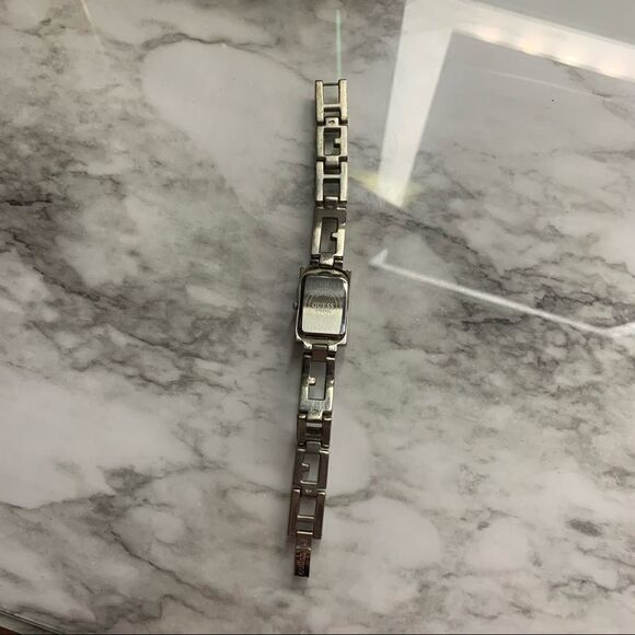 Guess Silver Womens Fashion Watch - Picture 3 of 4